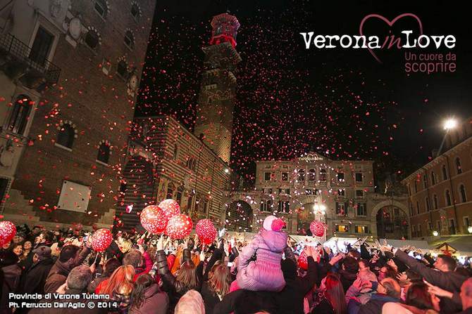 "Verona in love": Ganz Verona träumt von der Liebe. Foto: © Ph. F. Dall'Aglio. Archivio Foto die Verona Turismo. www.tourism.verona.it