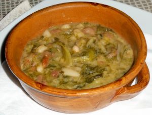 Zuppa Fagioli verdura bei Valentone- Eintopf mit Bohnen und Mangold