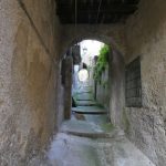 Gehweg durch den Ort Gehweg durch den Ort